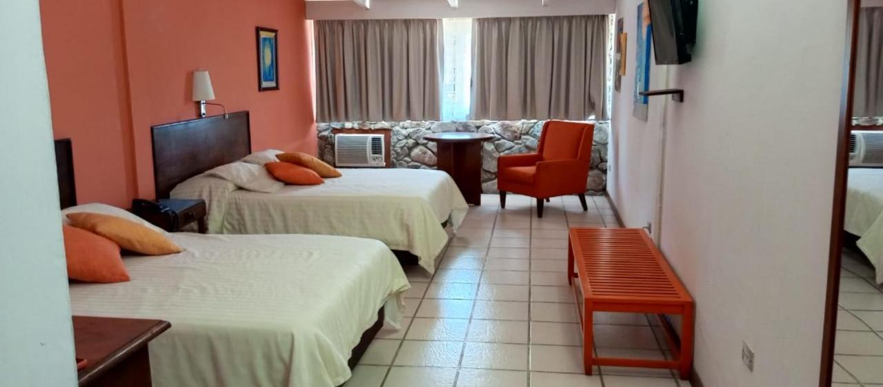 Hotel La Pedregosa Merida Exterior foto